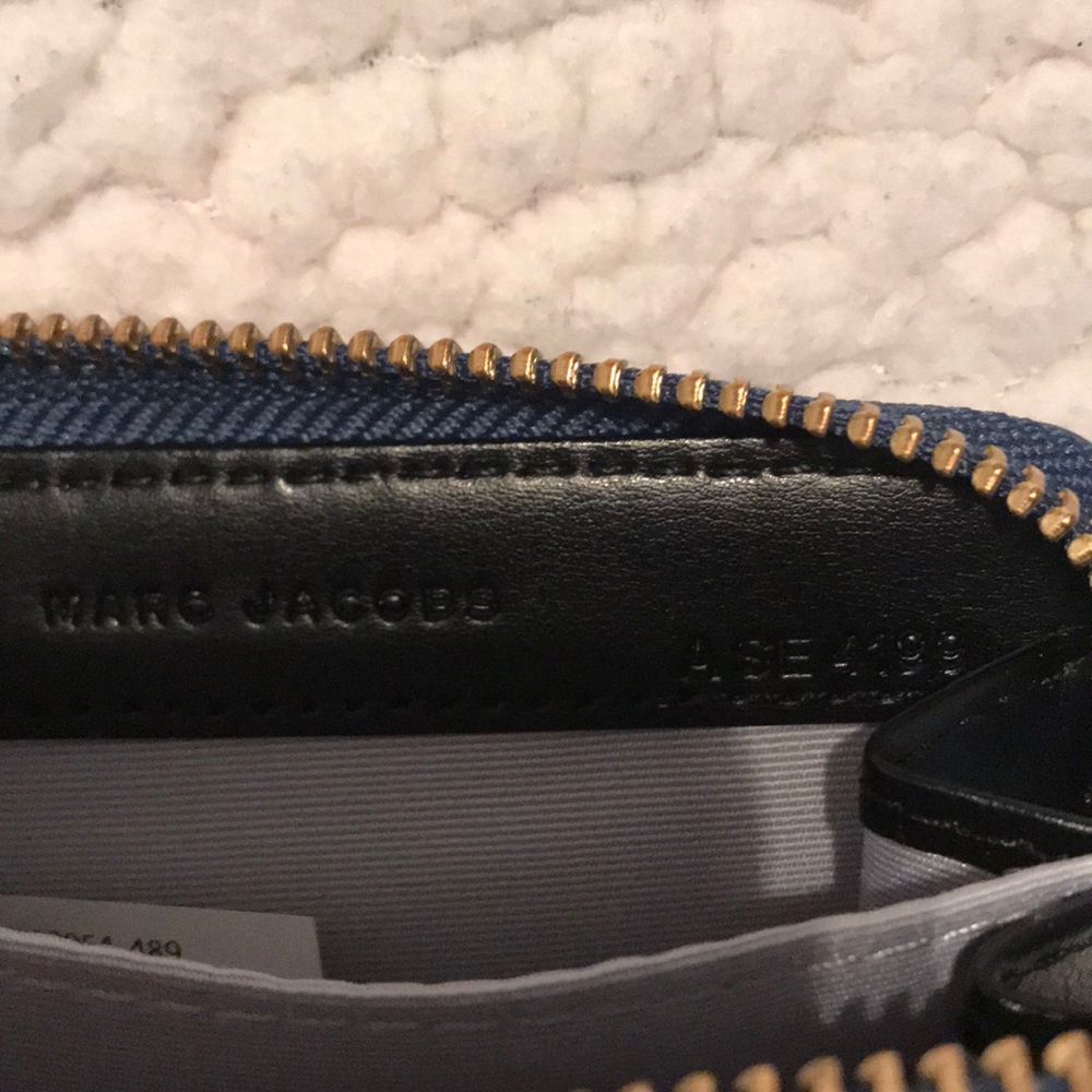 Marc Jacobs wallet - Picture 4 of 8
